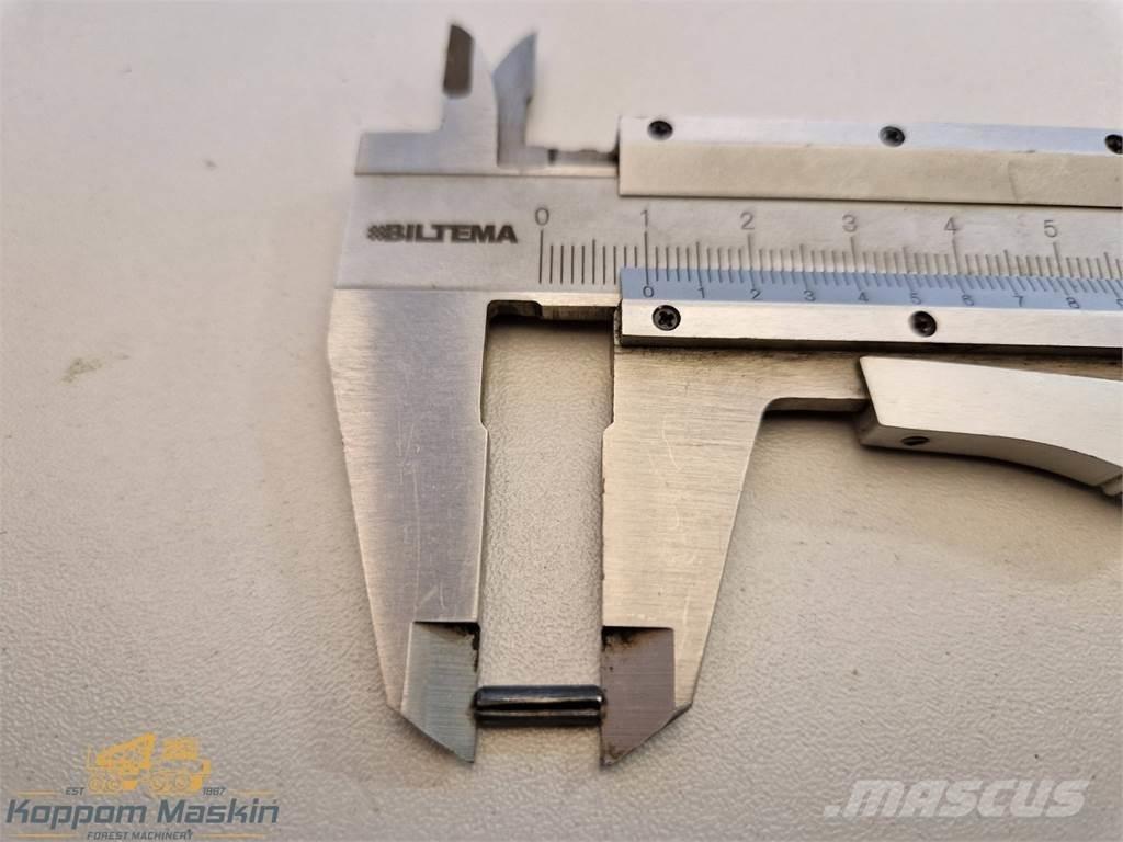 Rottne 999-1011 Chassis e suspensões
