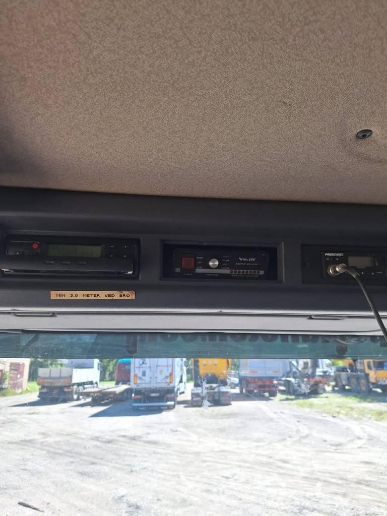 Scania P 3210 Gruas carregadoras