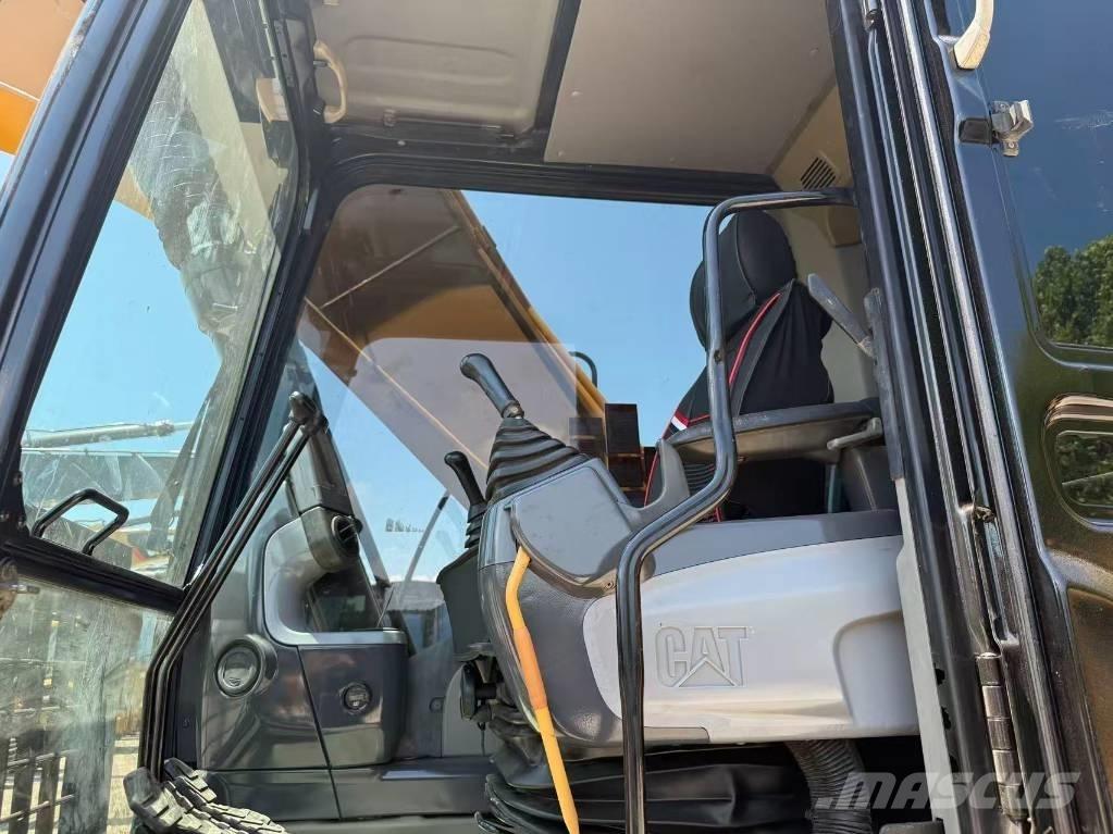 CAT 320 D Escavadeiras de esteiras