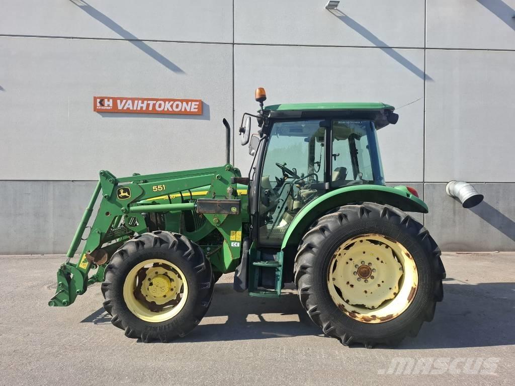 John Deere 5820 Tratores Agrícolas usados