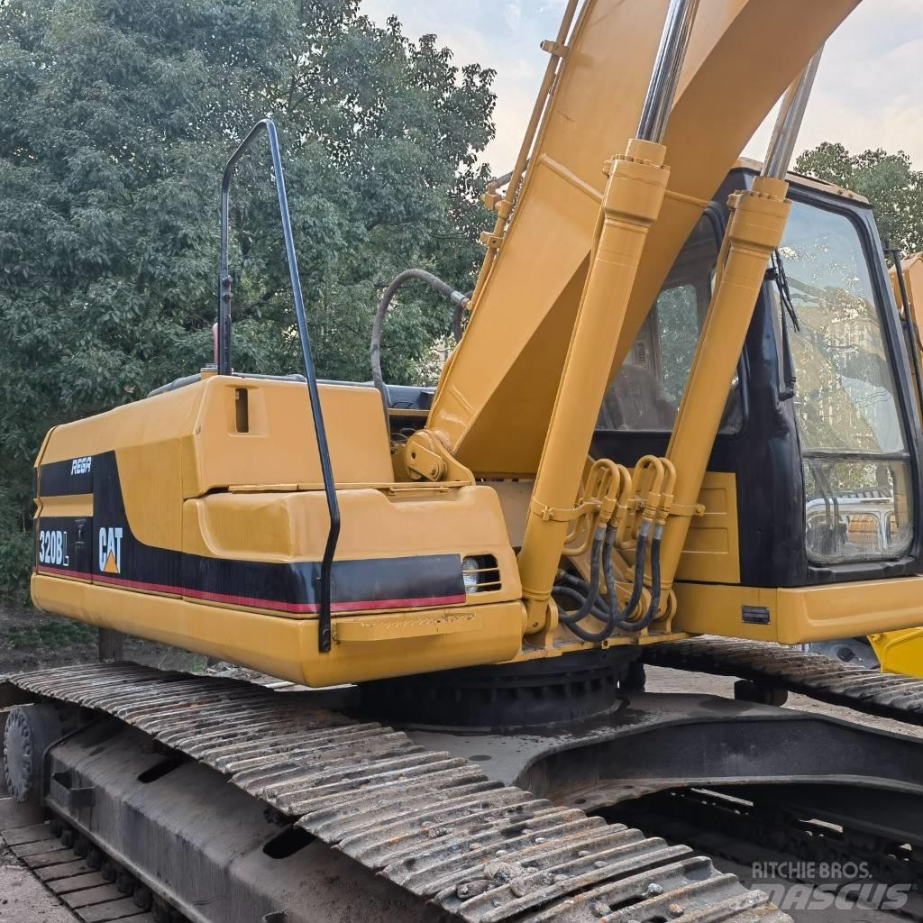 CAT 320 B LC Escavadeiras de esteiras