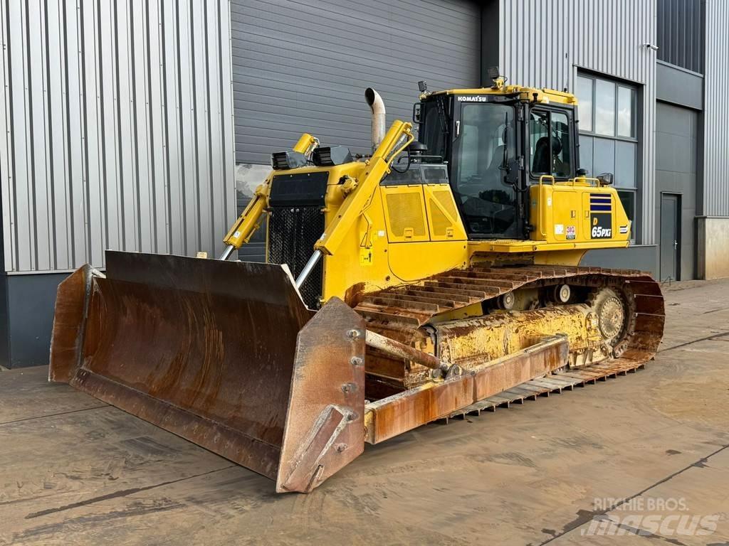 Komatsu D65PXi-18 Dozers - Tratores rastos