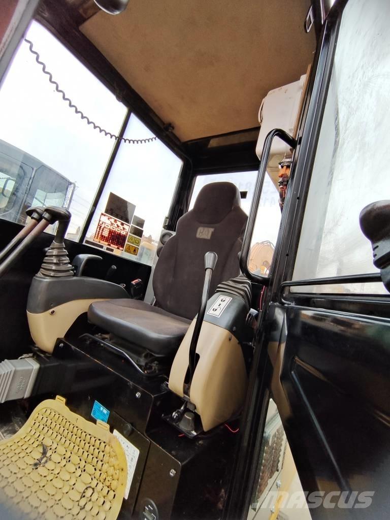 CAT 305.5E Miniescavadeiras