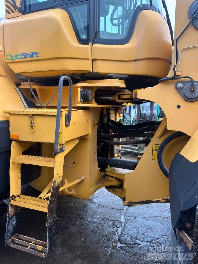 Volvo L 220 G Carregadeiras de rodas