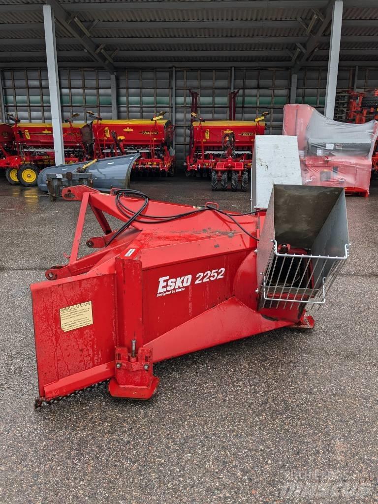 Esko 2252 Lançadores de neve