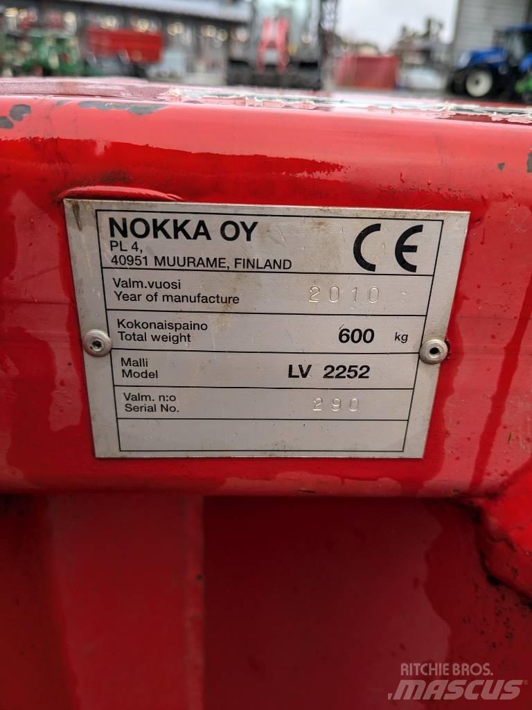 Esko 2252 Lançadores de neve