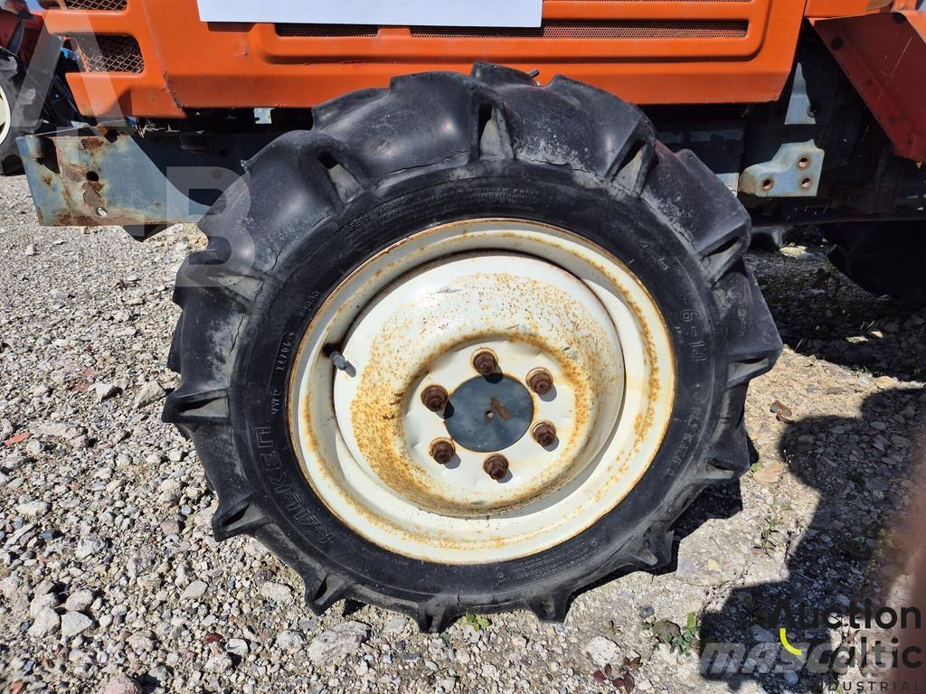 Kubota L1-205D Tratores Agrícolas usados