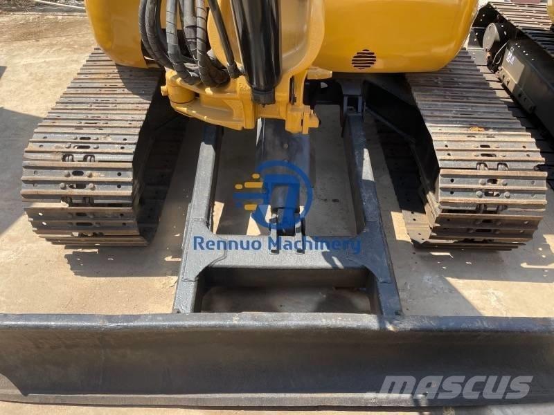 CAT 304 C CR Miniescavadeiras