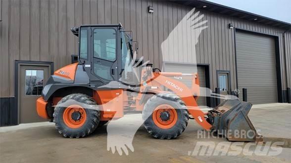 Hitachi ZW80 Carregadeiras de rodas