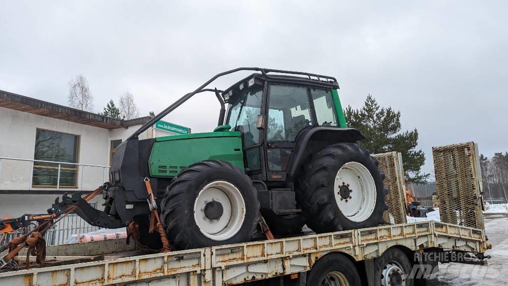 Valtra Loader Telescópicas para Agricultura