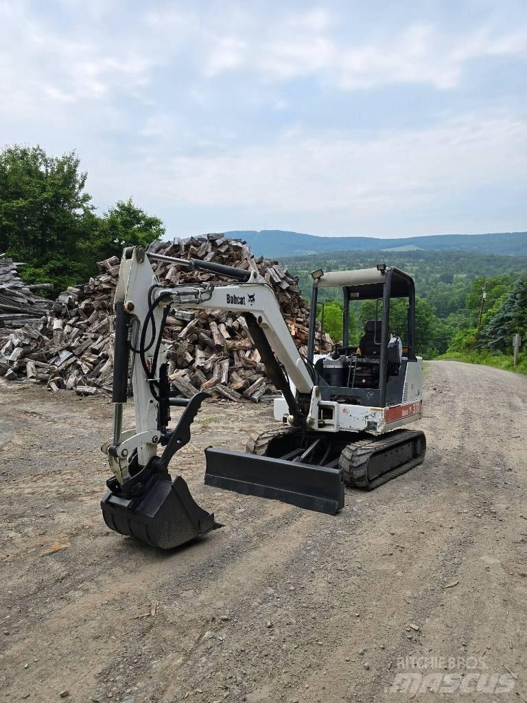 Bobcat X 331 Miniescavadeiras