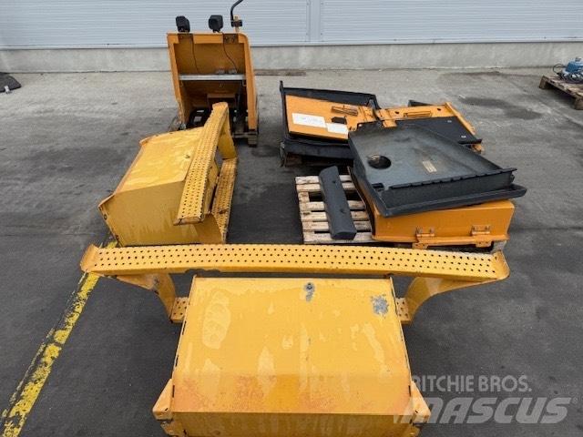 CASE WX 165 BODY Chassis e suspensões