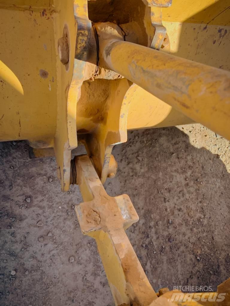 CAT 920 Carregadeiras de rodas