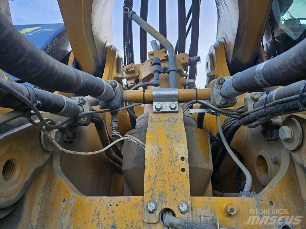 CAT 395 Escavadeiras de esteiras