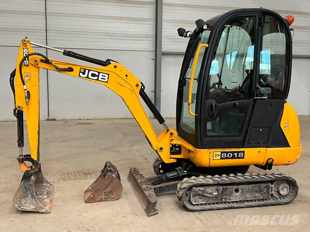 JCB 8018 Miniescavadeiras