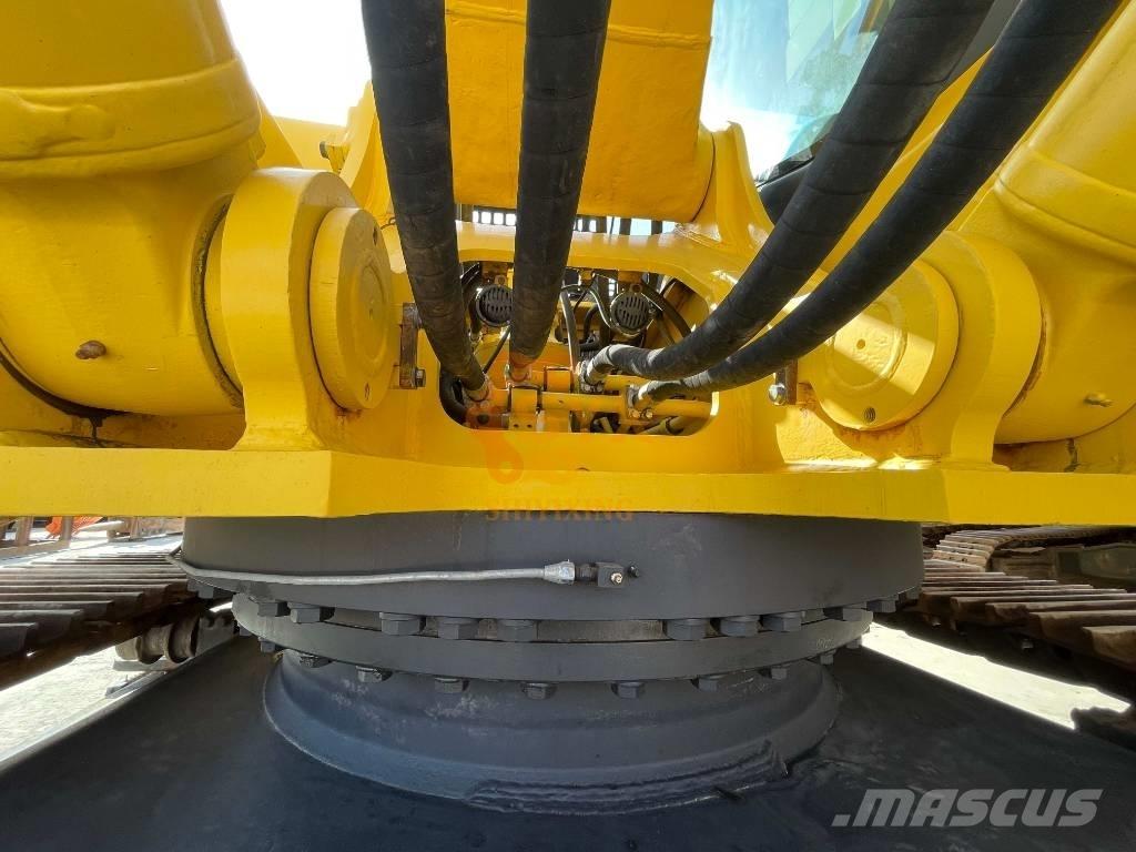 Komatsu PC 450 LC-8 Escavadeiras de esteiras