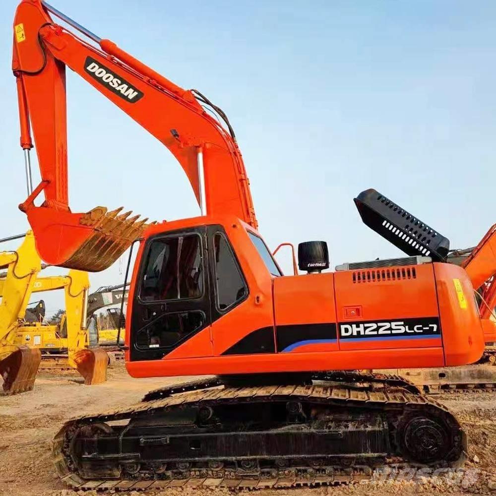 Doosan DH 225 LC-7 Escavadeiras de esteiras
