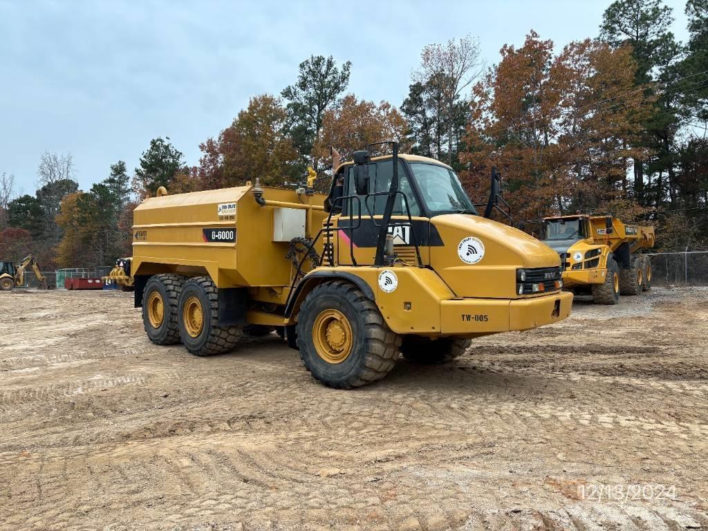 CAT 730 Auto-tanques