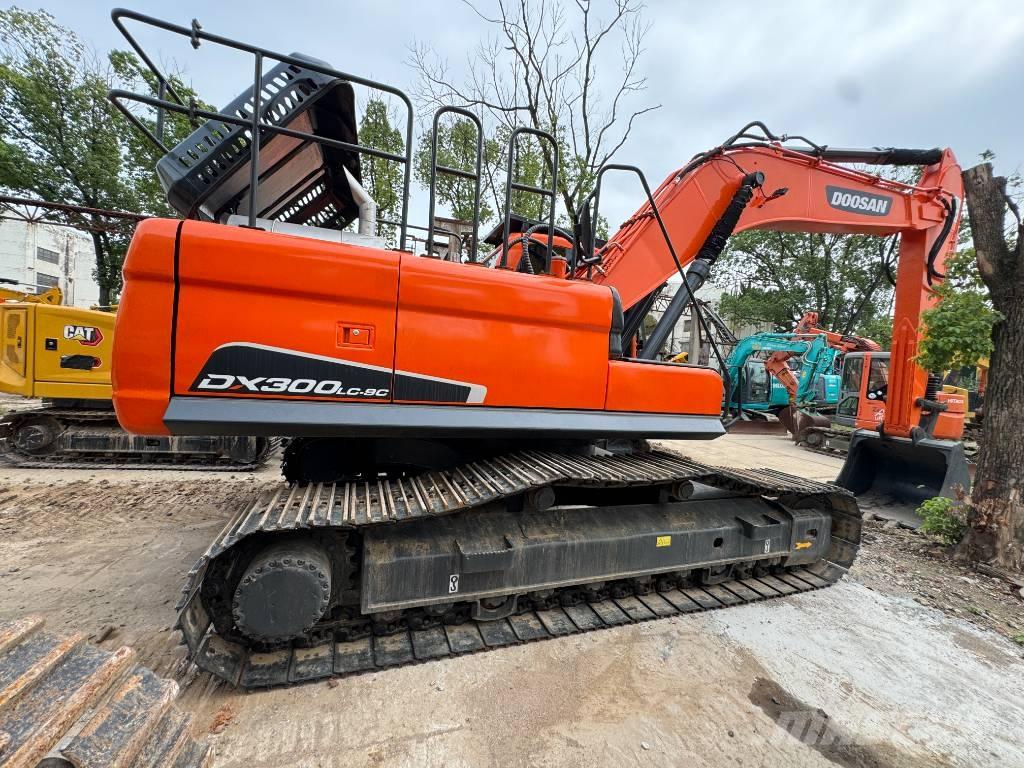 Doosan DX 300 Escavadeiras de esteiras
