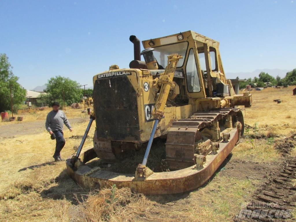 CAT D8K Dozers - Tratores rastos