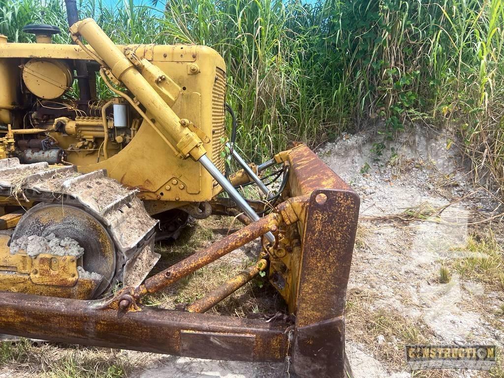 CAT D 6 C Dozers - Tratores rastos