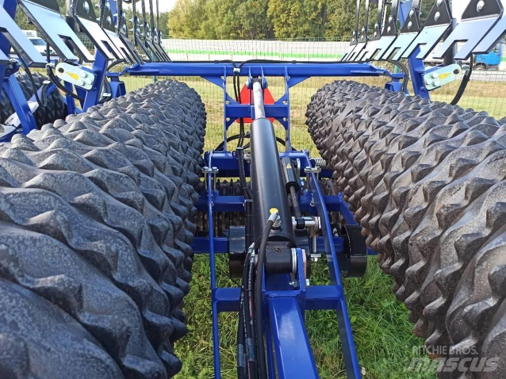 Dal-Bo MiniMax 830 Rolos agrícolas