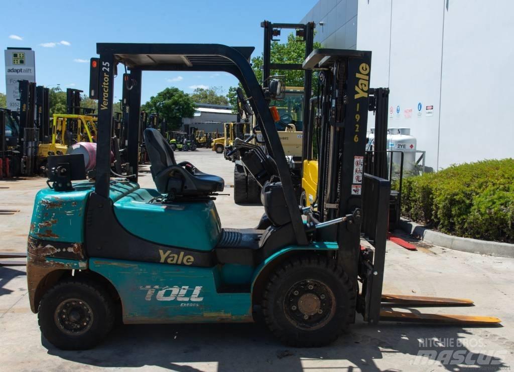 Yale GLP25RK Empilhadores a gás