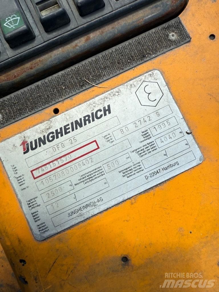 Jungheinrich DFG 25 Empilhadores Diesel