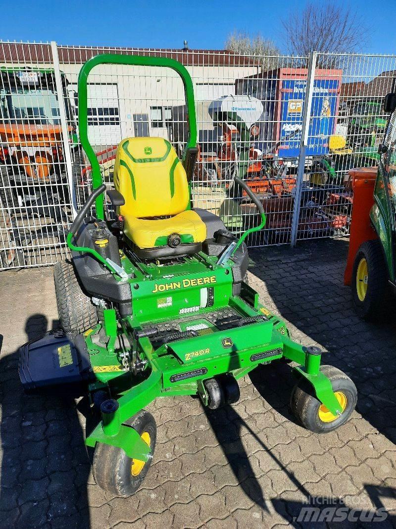 John Deere Z 740R Gadanheiras