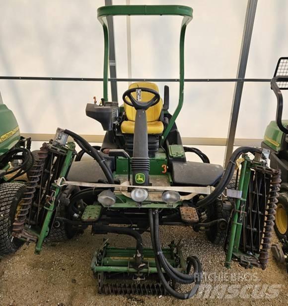 John Deere 7700 Corta-Relvas Fairway