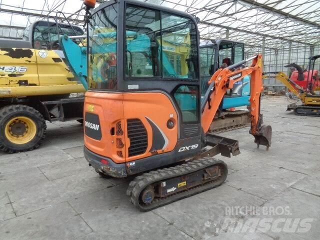 Doosan DX19 Miniescavadeiras