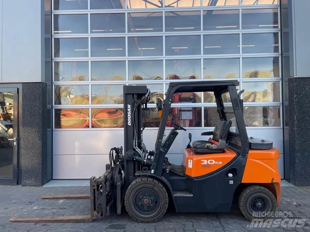 Doosan D30GP Empilhadores - Outros