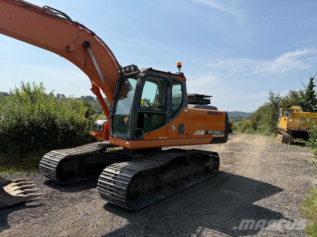Doosan DX 225 LC Escavadeiras de esteiras