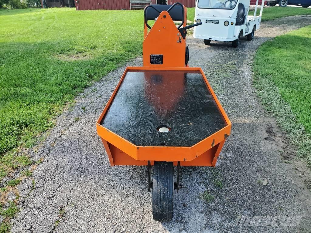 Taylor-Dunn SC100 Tractores de reboque