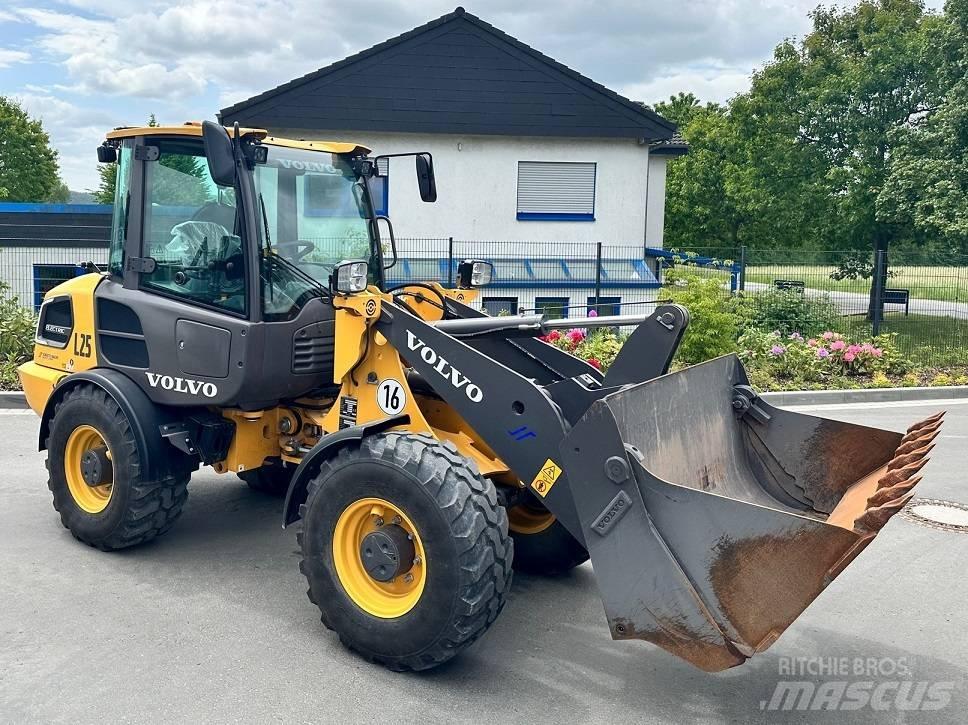 Volvo L 25 Electric Carregadeiras de rodas