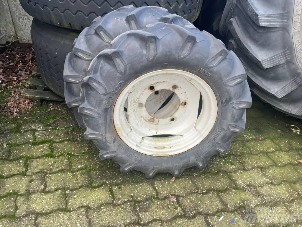 Pirelli 6.5 -16 + velg Pneus Agrícolas