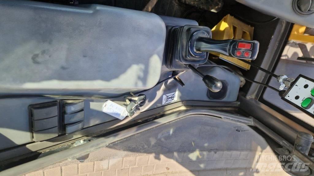 Mecalac AX 850 Carregadeiras de rodas