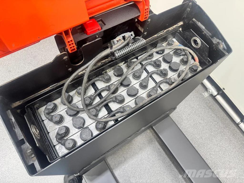 BT LWE 160 Porta palettes