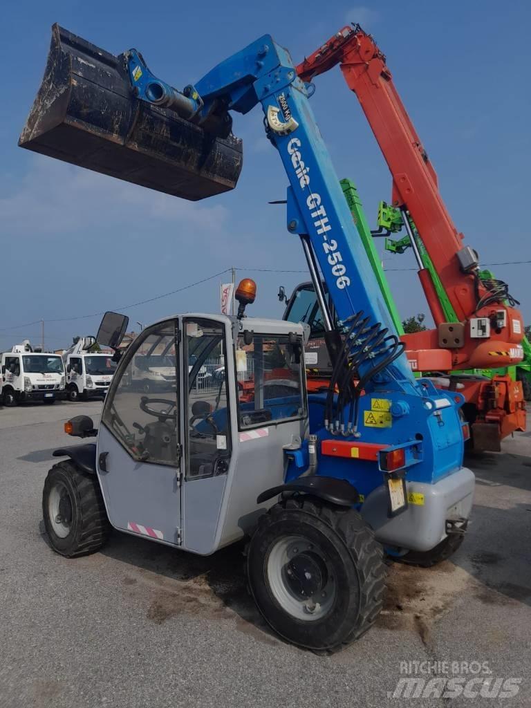 Terex Genie 2506 Manipulador telescópico