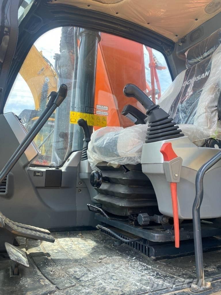Doosan DX 300 Escavadeiras de esteiras