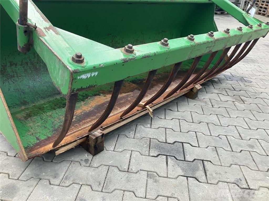 John Deere 2,20 m Acessórios de carregadora frontal
