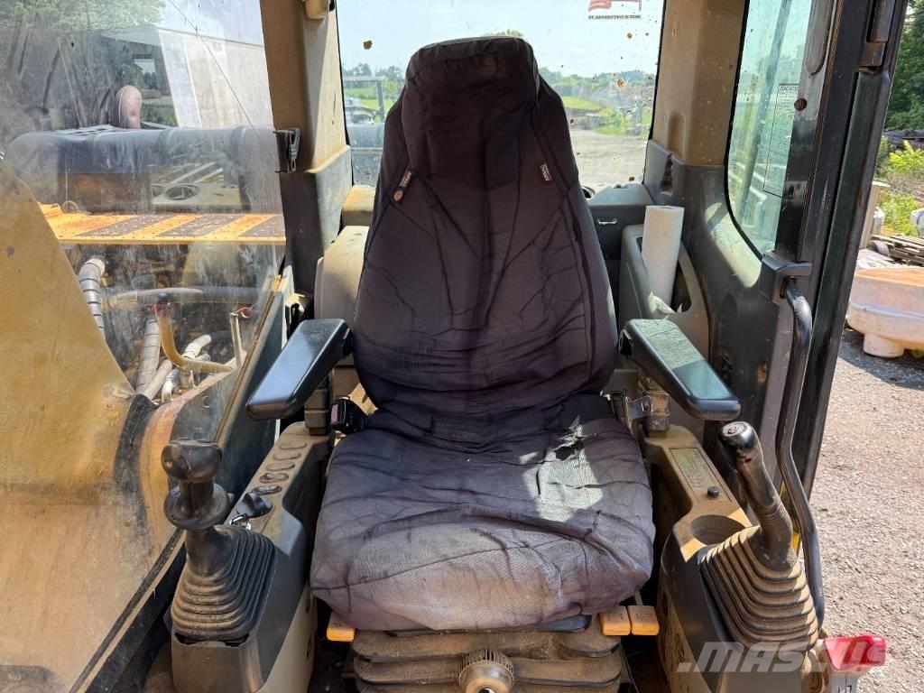 Komatsu PC 200 LC-8 Escavadeiras de esteiras