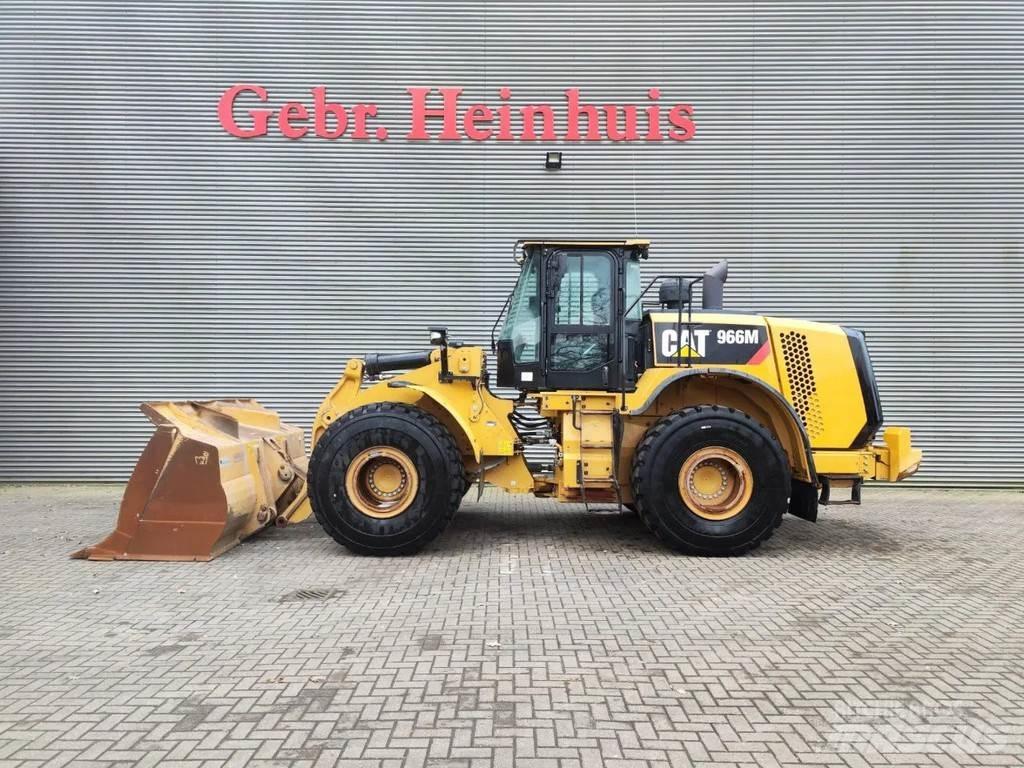 CAT 966 M Carregadeiras de rodas