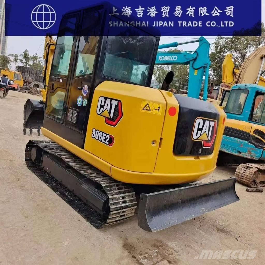 CAT 306 Miniescavadeiras
