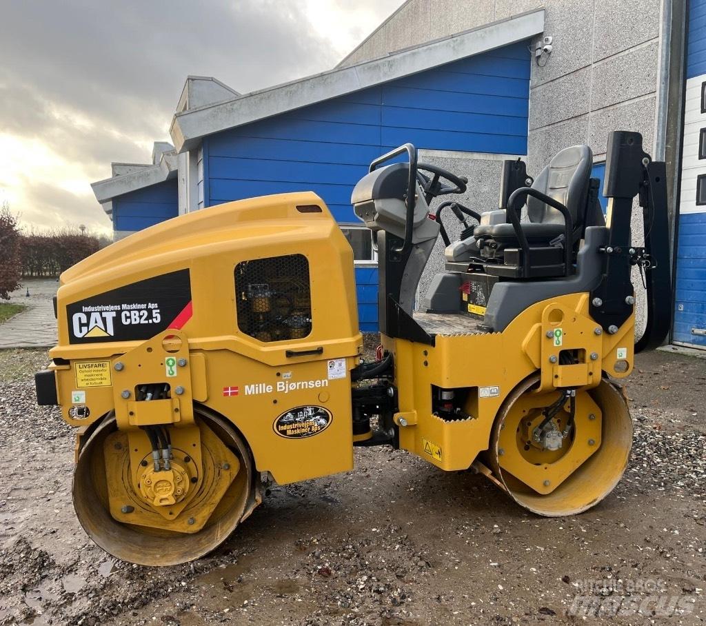 CAT CB 2.5 Cilindros Compactadores tandem