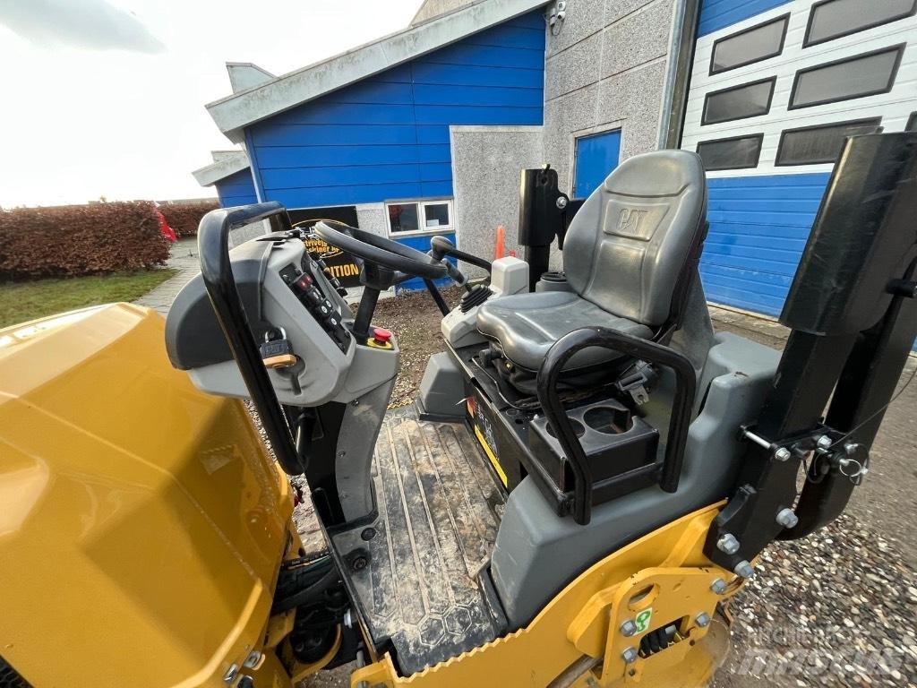 CAT CB 2.5 Cilindros Compactadores tandem