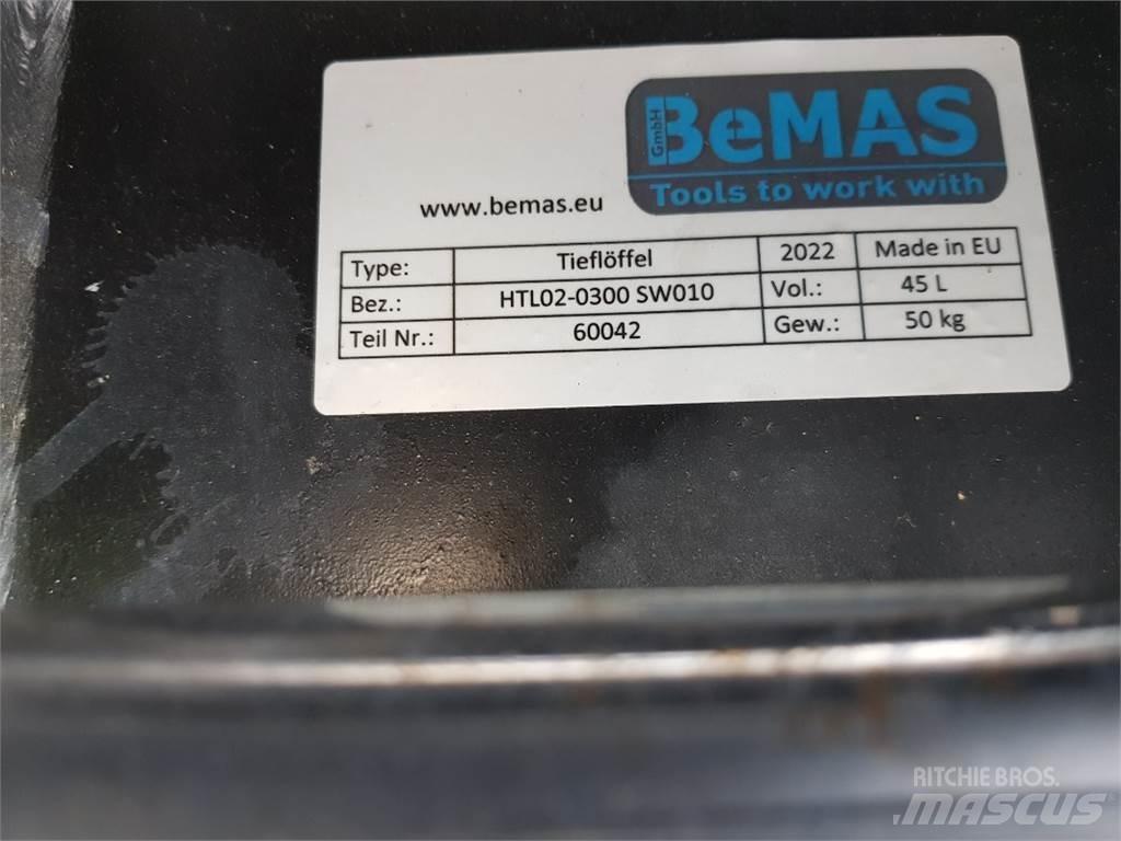  Bemas TL 300 SW010 Retroescavadoras