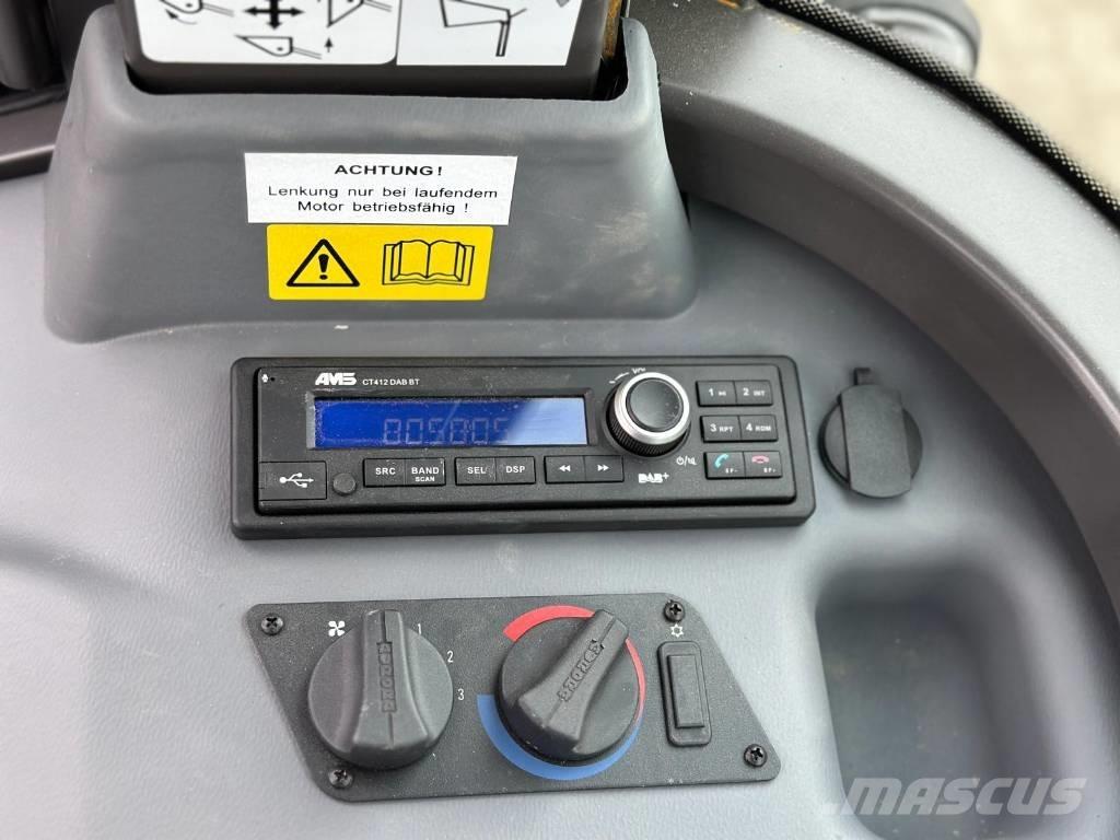 Mecalac AX 700 Carregadeiras de rodas