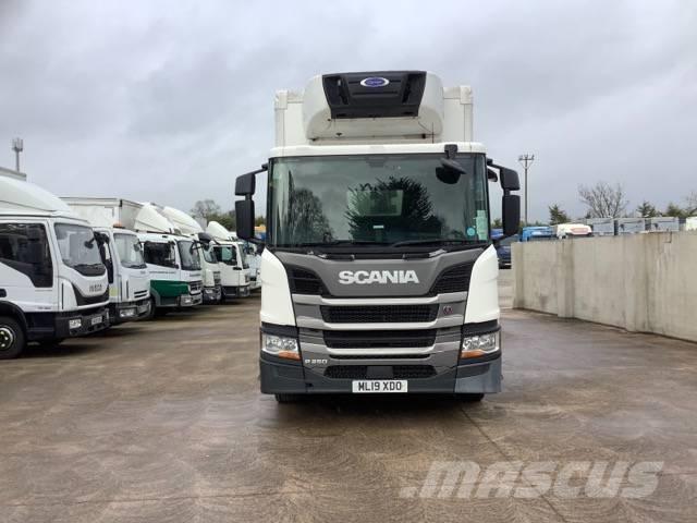 Scania P 250 Caminhões caixa temperatura controlada