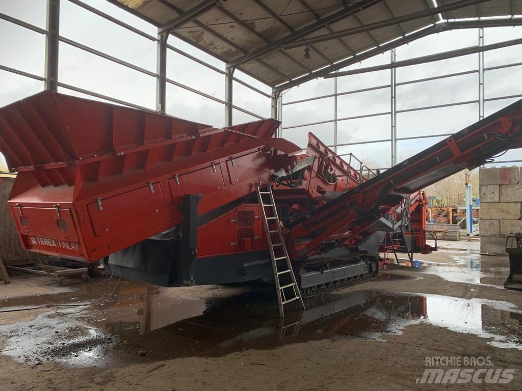 Terex Finlay 883+ Crivos móveis